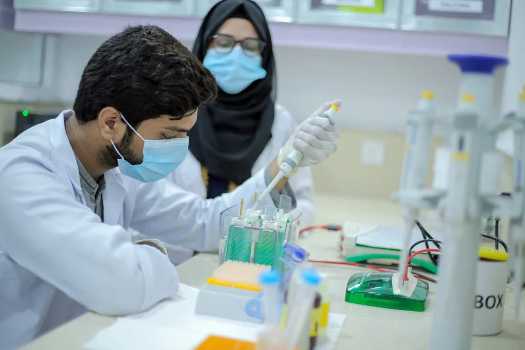 Pathology & Microbiology Lab
